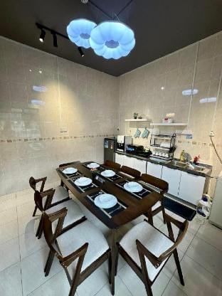 Cozy Holiday Home • Karaoke • BBQ @ Bukit Indah JB Vacation rental in Johor Bahru