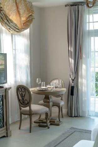CastellStay: Family suite 9/13 Vacation rental in Laos