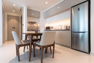 OFFER! Elegant & Large - 1 BR Apartment-Beachfront Vacation rental in Dubai