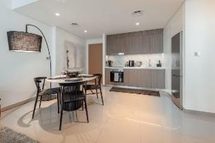 OFFER! Opulent & Chic- 1 BR - Private Beach Access Vacation rental in Dubai