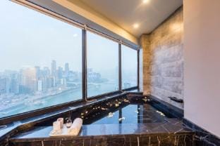 FANXI&无边汤池/汤屋/近解放碑/落地窗 一居大床房 Apartment in China