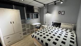 西門捷運站Delux@Ximen MRT超值採光兩房一廳/月租/4F Apartment in Taipei City