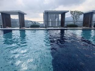Windmill  4 Star Skypool 1 Vacation rental in Selangor, Malaysia
