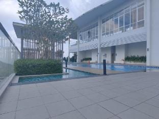 Windmill  4 Star Skypool 1 Vacation rental in Selangor, Malaysia