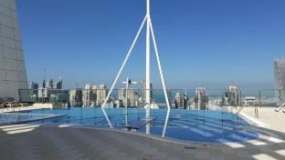 Modern & Chic - Studio - JLT Vacation rental in Dubai