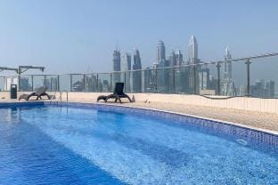 Spacious & Serene - Studio - JLT Vacation rental in Dubai