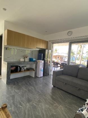 “peaceful place” Villa in Central Visayas