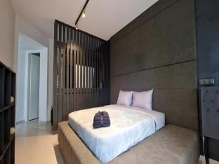 Villa Elias 2Bedroom Lower Apt on Beach with Pool Vacation rental in Chania