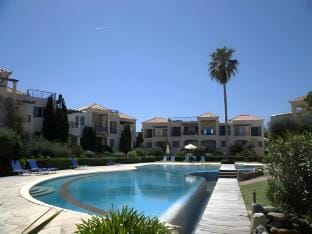 Villa Elias 2Bedroom Lower Apt on Beach with Pool Vacation rental in Chania