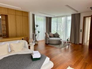Botanica Foresta 9 Villa in Thep Krasatti
