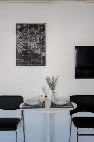White & Black Cozy Room / heart of Nimman Vacation rental in Chiang Mai