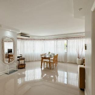 Big and Brightroom in Nimman Vacation rental in Chiang Mai