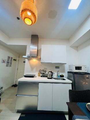 Azure Boracay Tower 14th floor city view Apartment in Paranaque