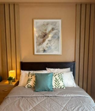 Crosswinds Alpine Villas Elegant Netflix/Parking Apartment in Tagaytay