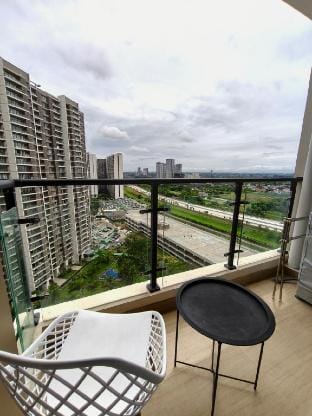 Sky House 3BR Beside AEON Mall BSD Vacation rental in West Java