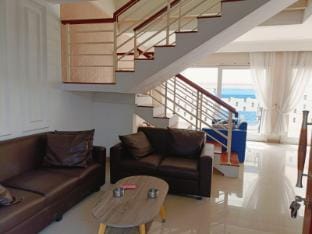 LOVENA LUXURY HOMESTAY SOLO Villa in Indonesia