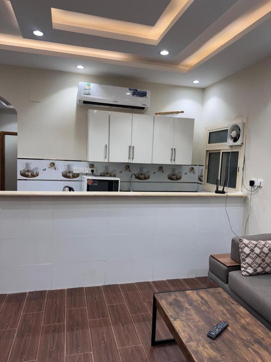 Abdullah Ula Residence Apartment in Al Madinah Province