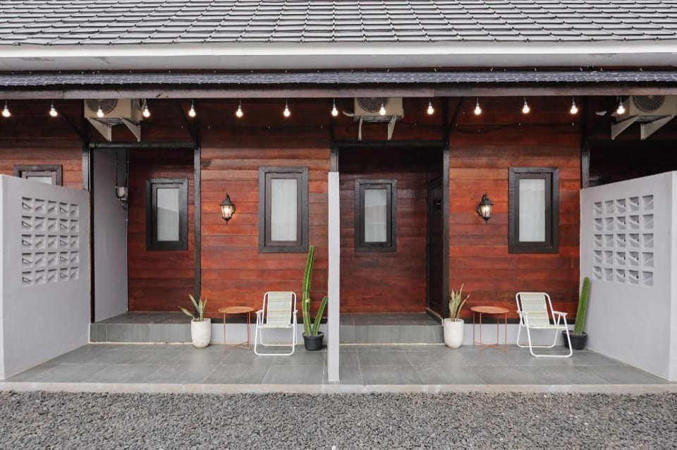 RedDoorz @ Raujan Guesthouse Syariah Banjarmasin Hotel in Indonesia