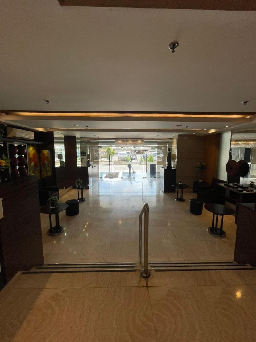 A Venue Residences 1509 Apartment in Makati