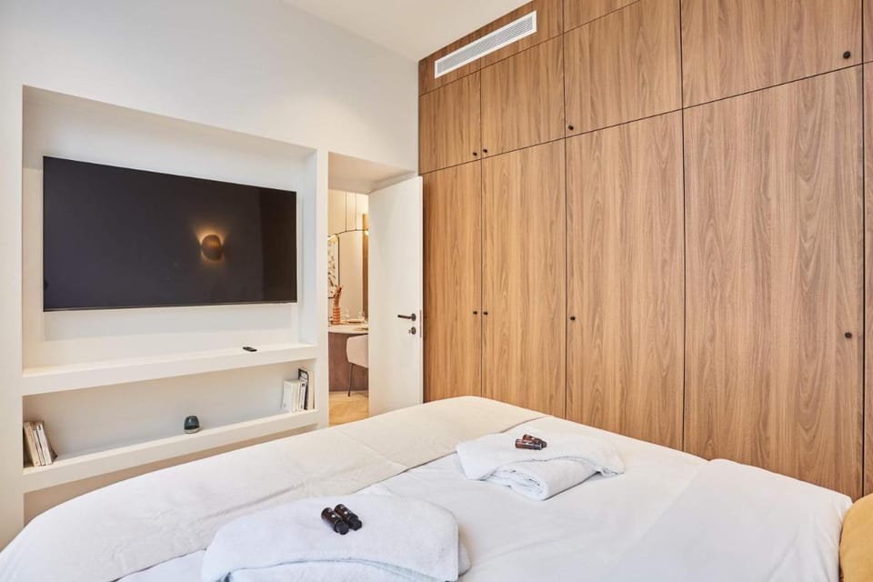 Superb AC Apartment Center of Paris Apartment in Paris
