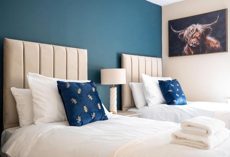 Finlow Place Apartment in Dundee