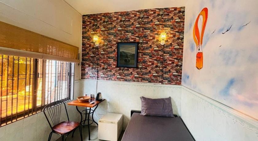 Studebaker Guesthouse Bed and Breakfast in Cambodia