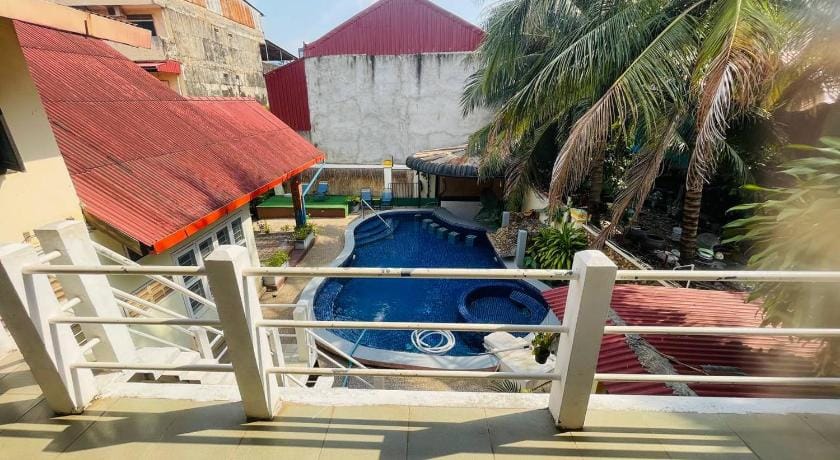 Studebaker Guesthouse Bed and Breakfast in Cambodia