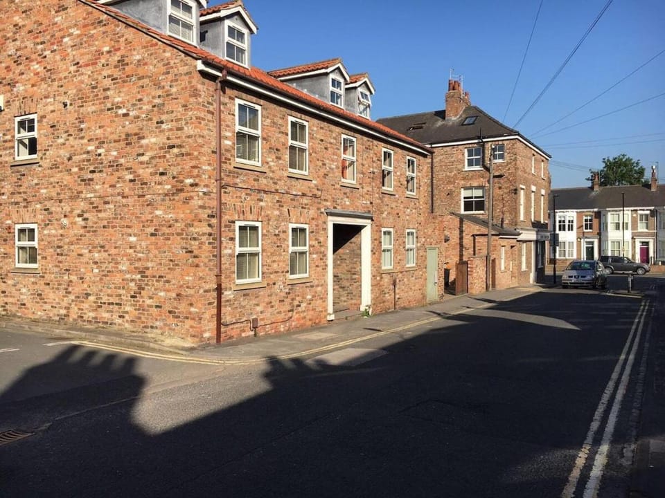 The Old Fruit WareHouse Apartment in York