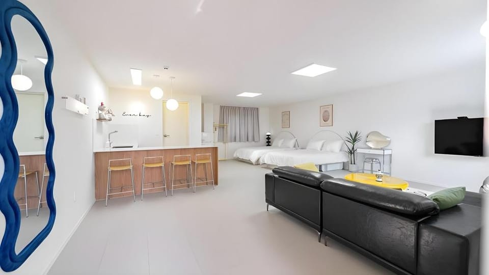 Yongin Everbay Caravan N Pension Bed and Breakfast in Gyeonggi-do