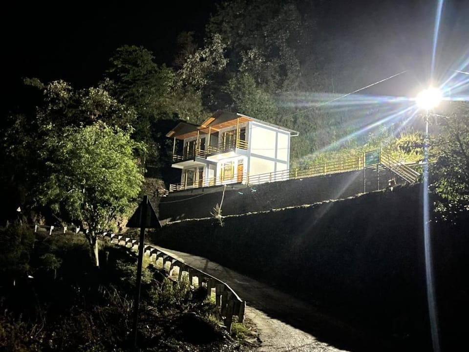 Neerangana Retreat Hotel in Uttarakhand