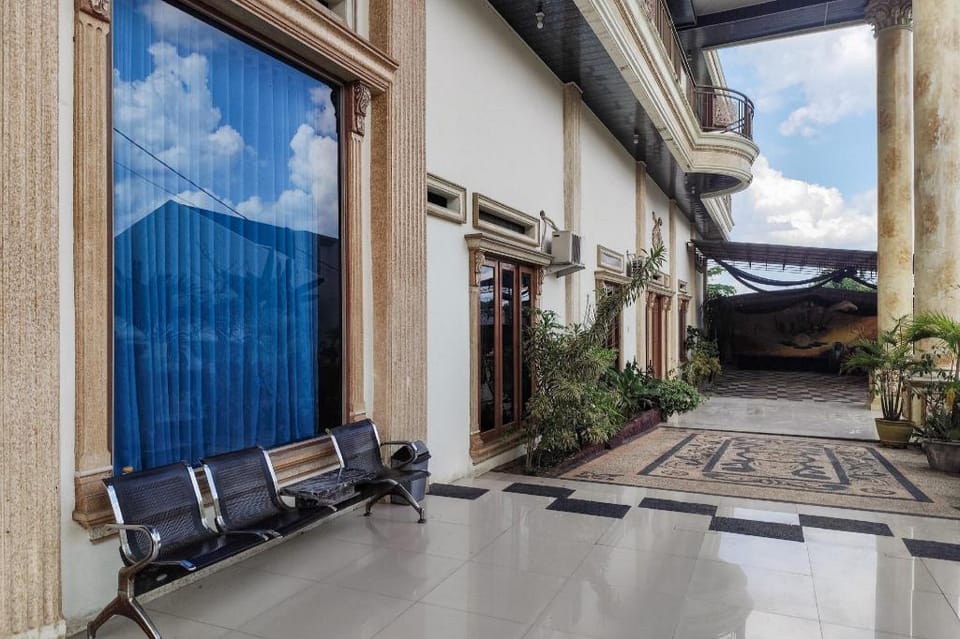 RedDoorz near Islamic Center Jambi Hotel in Indonesia