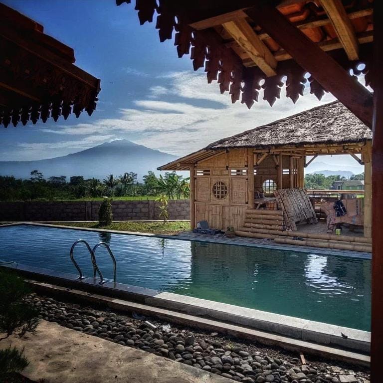 Katah Montana villa Hotel in Indonesia