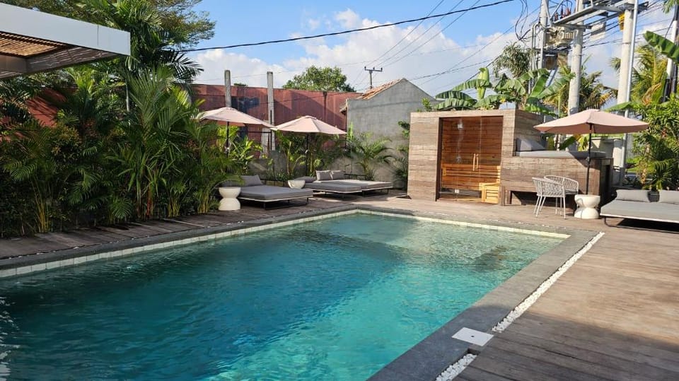 Unit Space Village Hotel in Kediri
