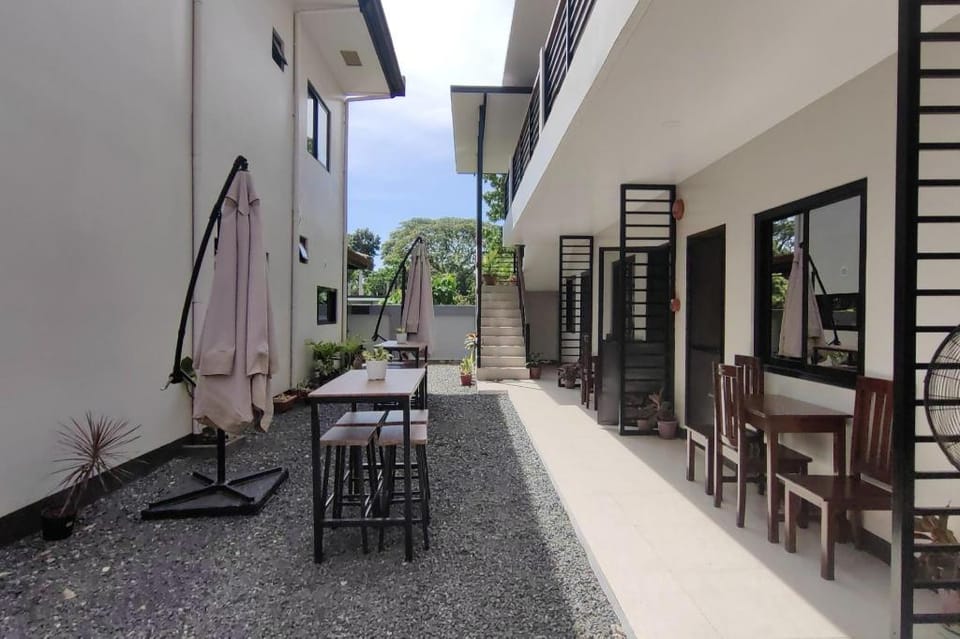 Jmorino Pension House Palawan City Center Hotel in Puerto Princesa