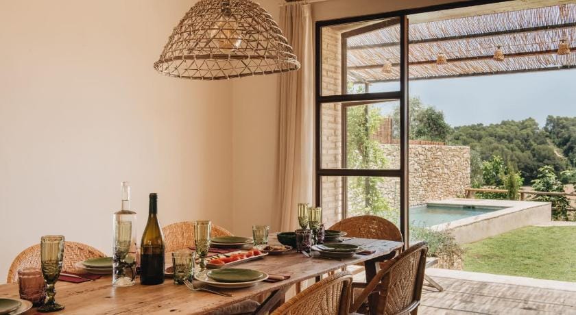 Can Bassa Hotel boutique /Alojamientos con encanto Hotel in Baix Empordà