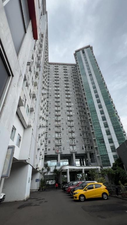 Easton Park Apartemen by 7RM Hotel in West Java