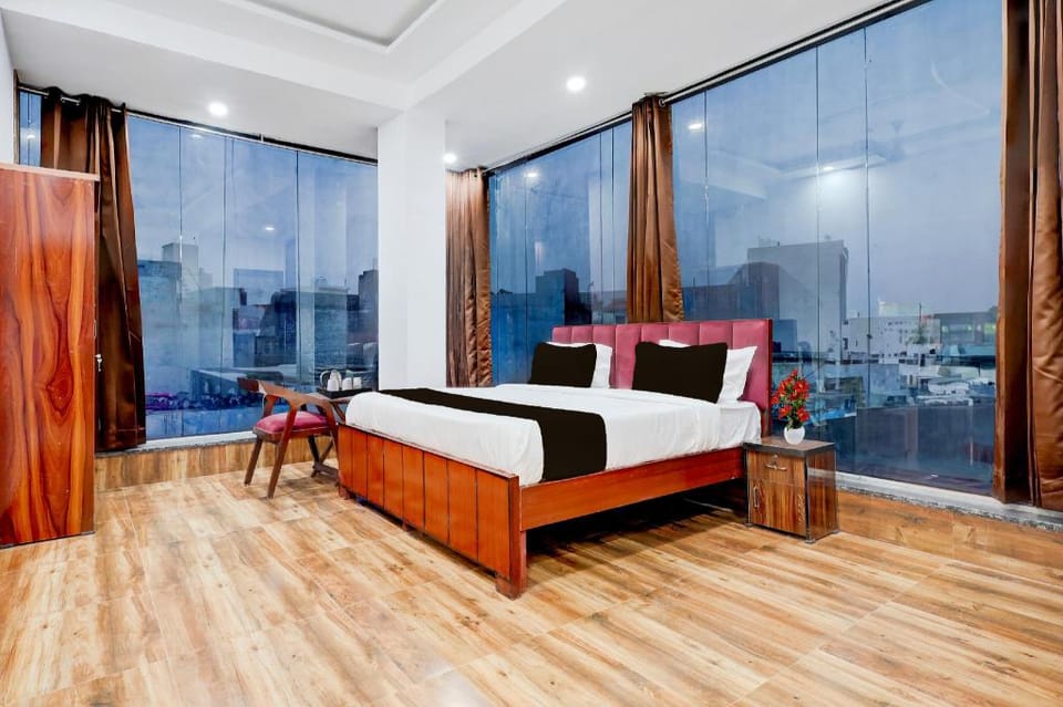 Super Townhouse Jhilmil Metro Station Formerly Legacy Residency Hotel in Delhi