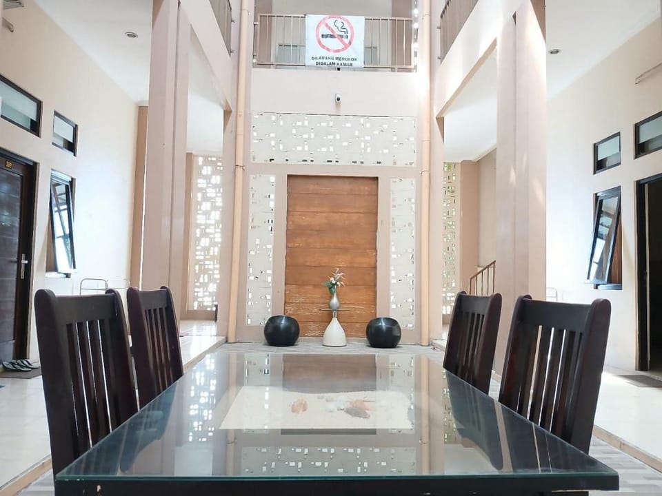 RedDoorz Syariah near Masjid Al-Aqsha Klaten Hotel in Special Region of Yogyakarta