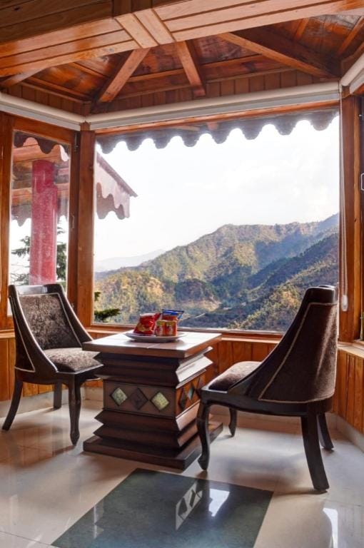 Goroomgo Peachwood Resort Nainital Hotel in Uttarakhand