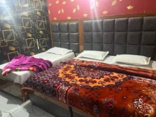 Roop palace Tinu group  Apartment in India