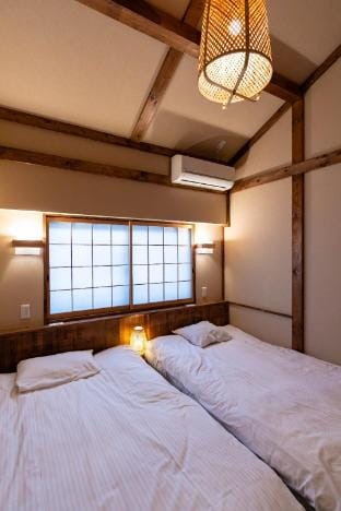 Namba  Near Station 3 BR  with Japanese Room -Etui Vacation rental in Osaka