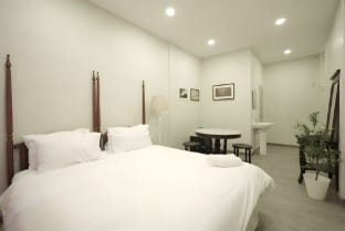 Hidden Dragon Yaowarat Apartment in Bangkok