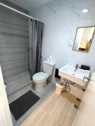1606  Pool, Gym, Wi-Fi+ Netflix Vacation rental in Lapu-Lapu City