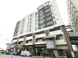 Aeon Tebrau City Residence - 2 @Natol Apartment in Johor Bahru