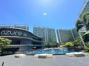 1BR Condotel in Azure Urban Resort Near NAIA Apartment in Paranaque