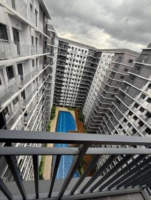 JCGlamorous/2BD,1BTH/Wifi/Netflix/5StarBnB Apartment in Pasay