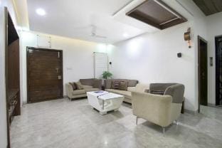 5 Star residential's for Festivity - Madhapur Villa in Hyderabad