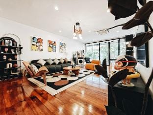 The Hidden Gallery 4BR @Thonglor @Ekkmai Villa in Bangkok