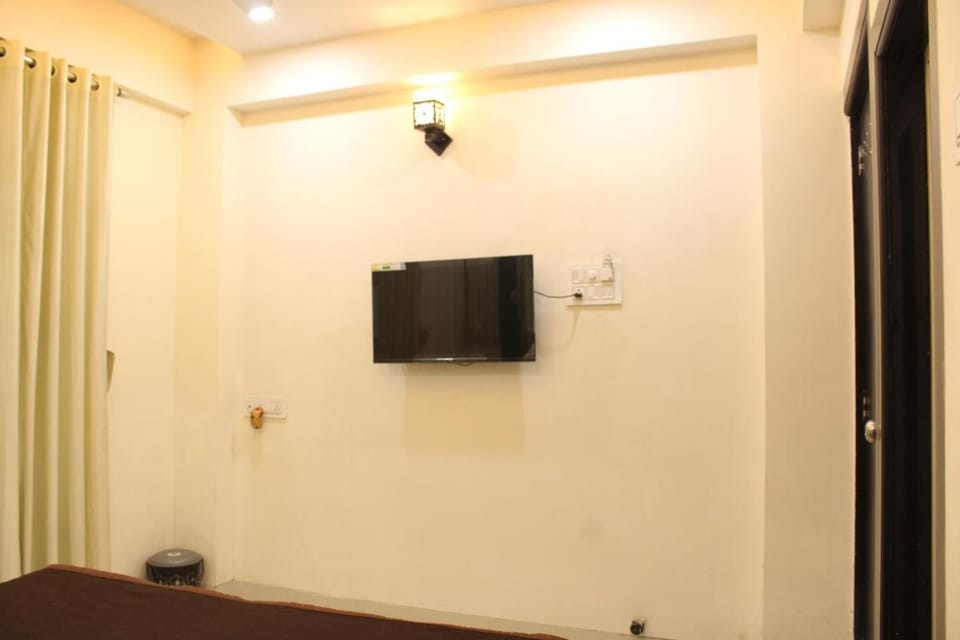 Sukhakarta Holiday Home Vacation rental in Alibag