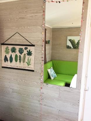 Tropical Bungalow 2: air cond+heated pools+sea Vacation rental in Occitanie